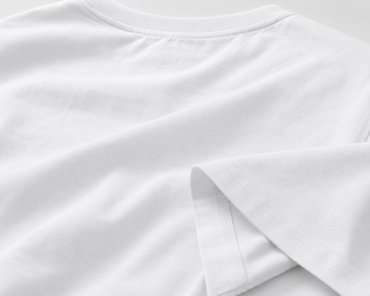 Gros plan du tissu 100 % coton du t-shirt « Je suis capable »